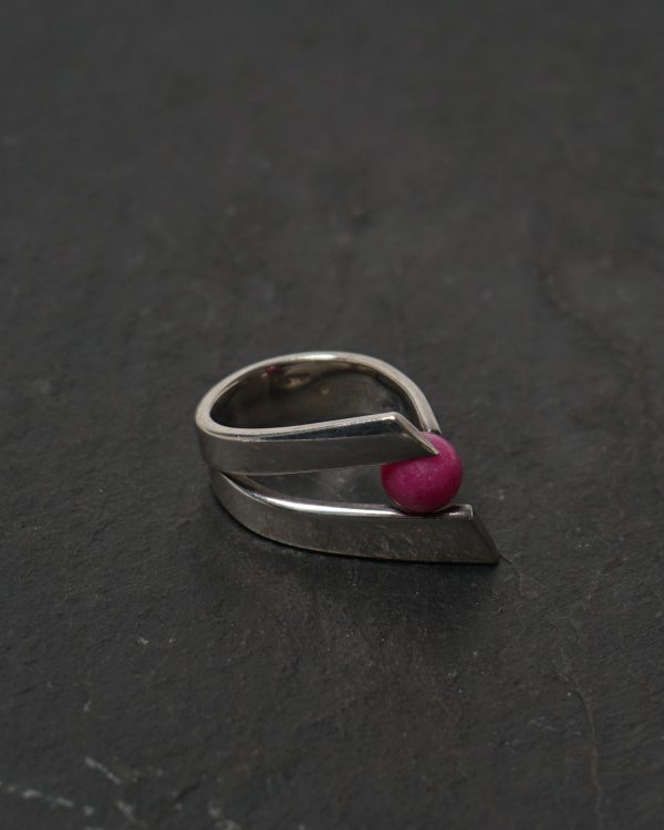 Silver Ring / size: 6.75 - Image 4