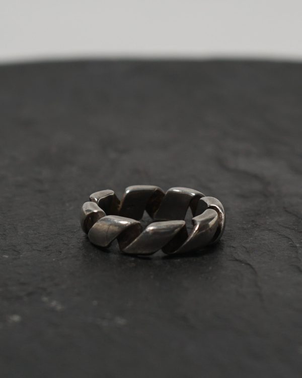 Silver Ring / size: 9